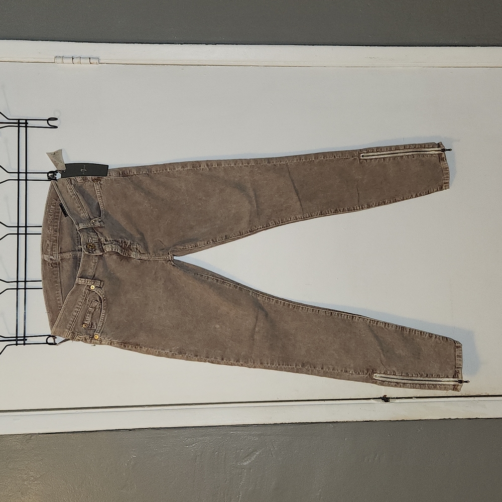 7 for all mankind